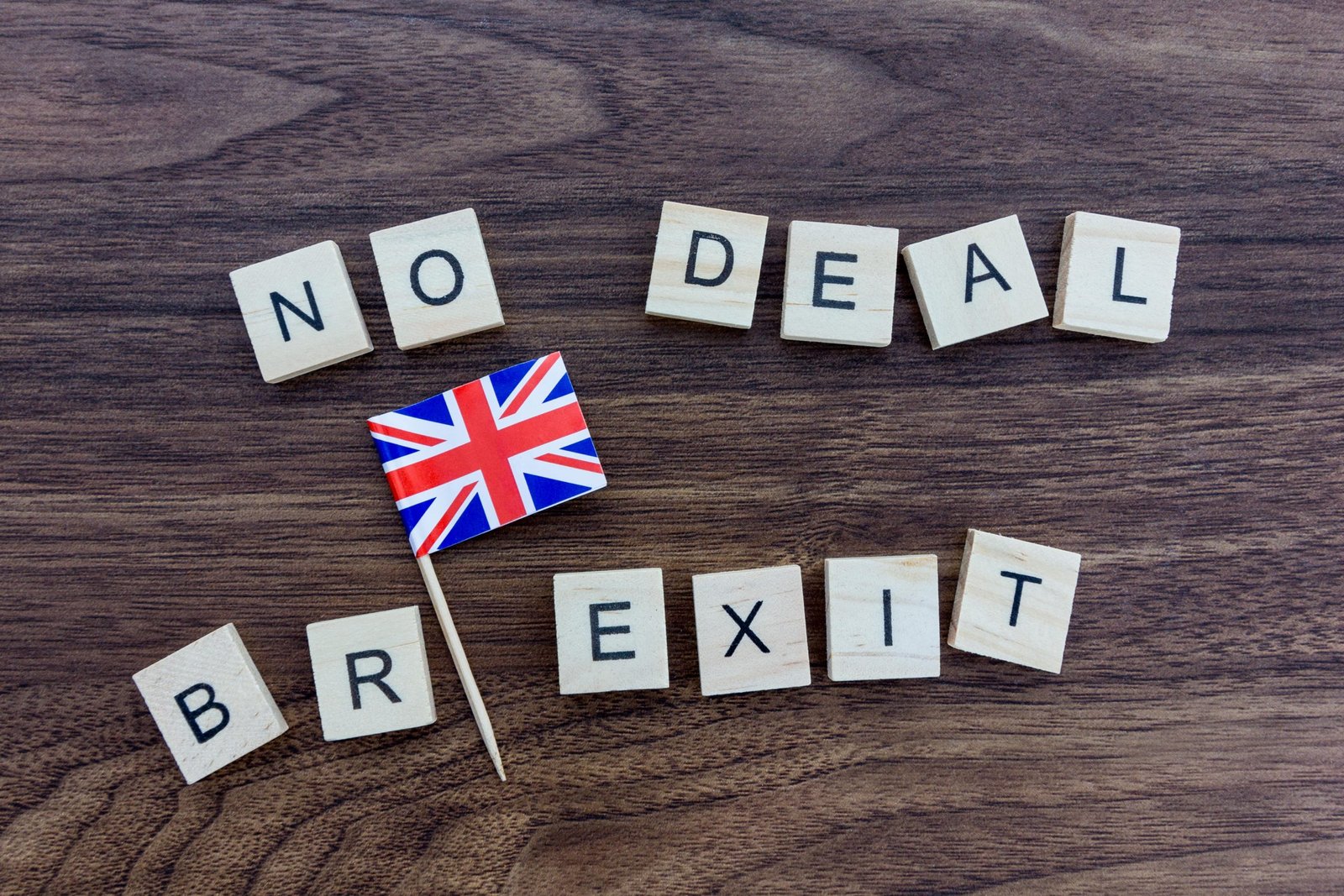 i-invest Online - No-Deal Brexit fears prompt investors to pursue international alternatives