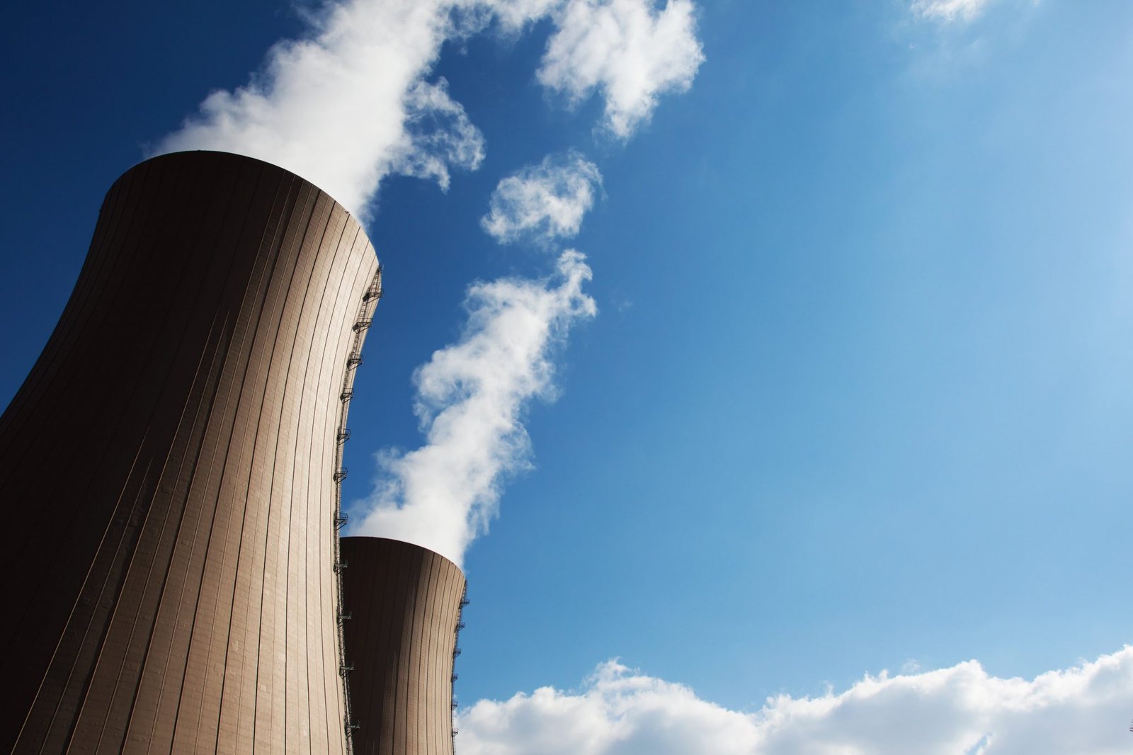 Gas & Nuclear industries fight to the end for 'green' EU investment